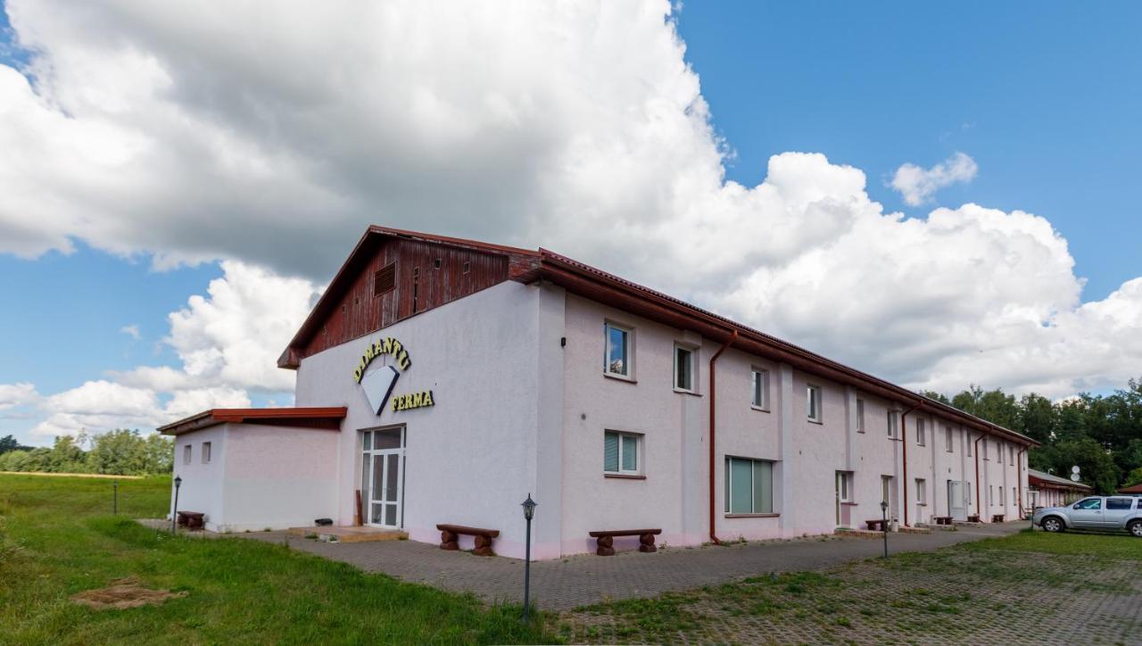 Viesu Nams “Dimantu Ferma” Hotel Ikskile Exterior photo